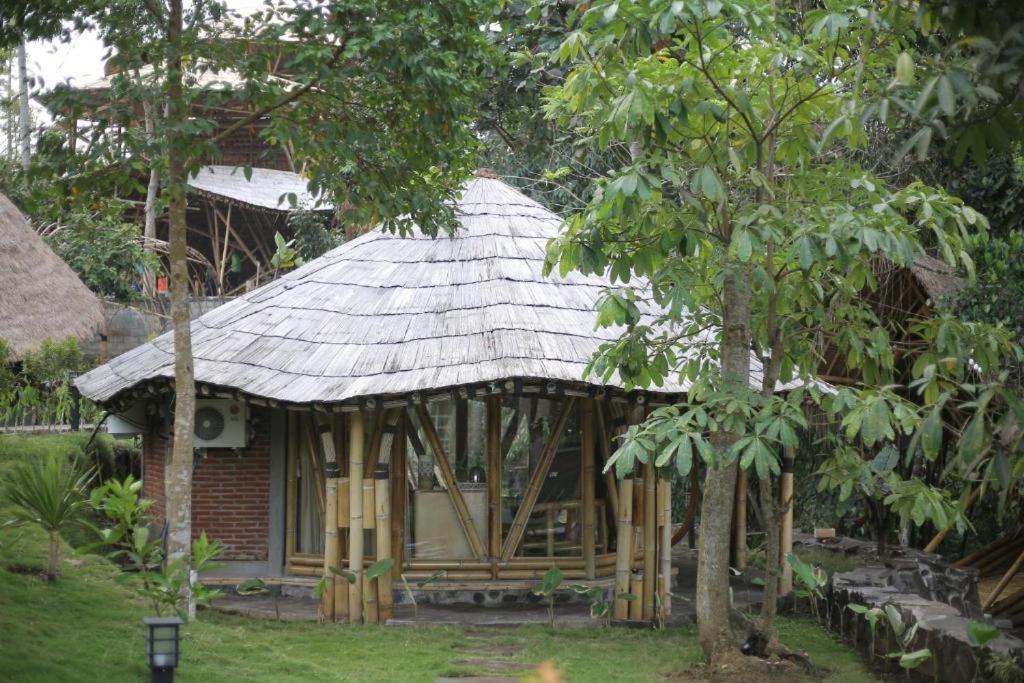 The Osing Bamboo Resort Tamansuruh 外观 照片